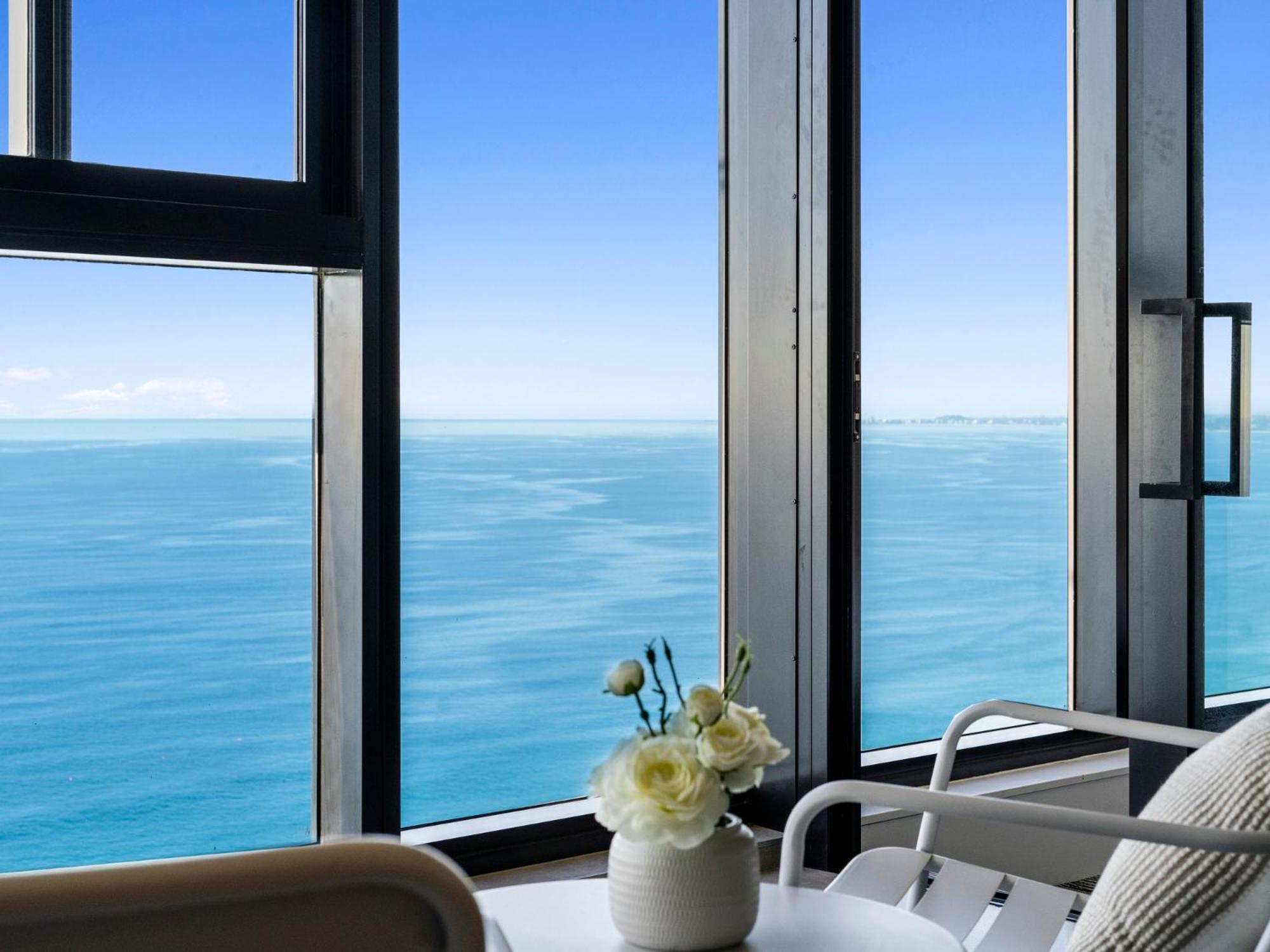 Surfers Paradise New Beachfront Apartments Gold Coast Szoba fotó